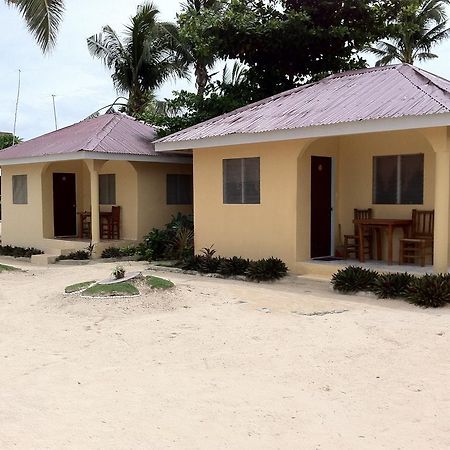 Beach Placid Resort And Restaurant Santa Fe  Exterior foto